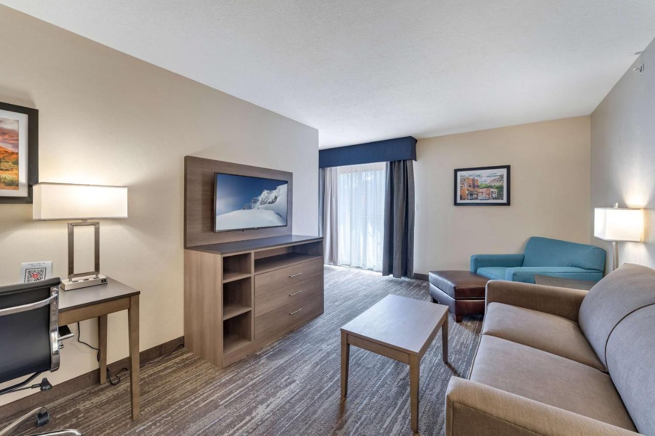 Surestay Plus Hotel By Best Western Price Dış mekan fotoğraf