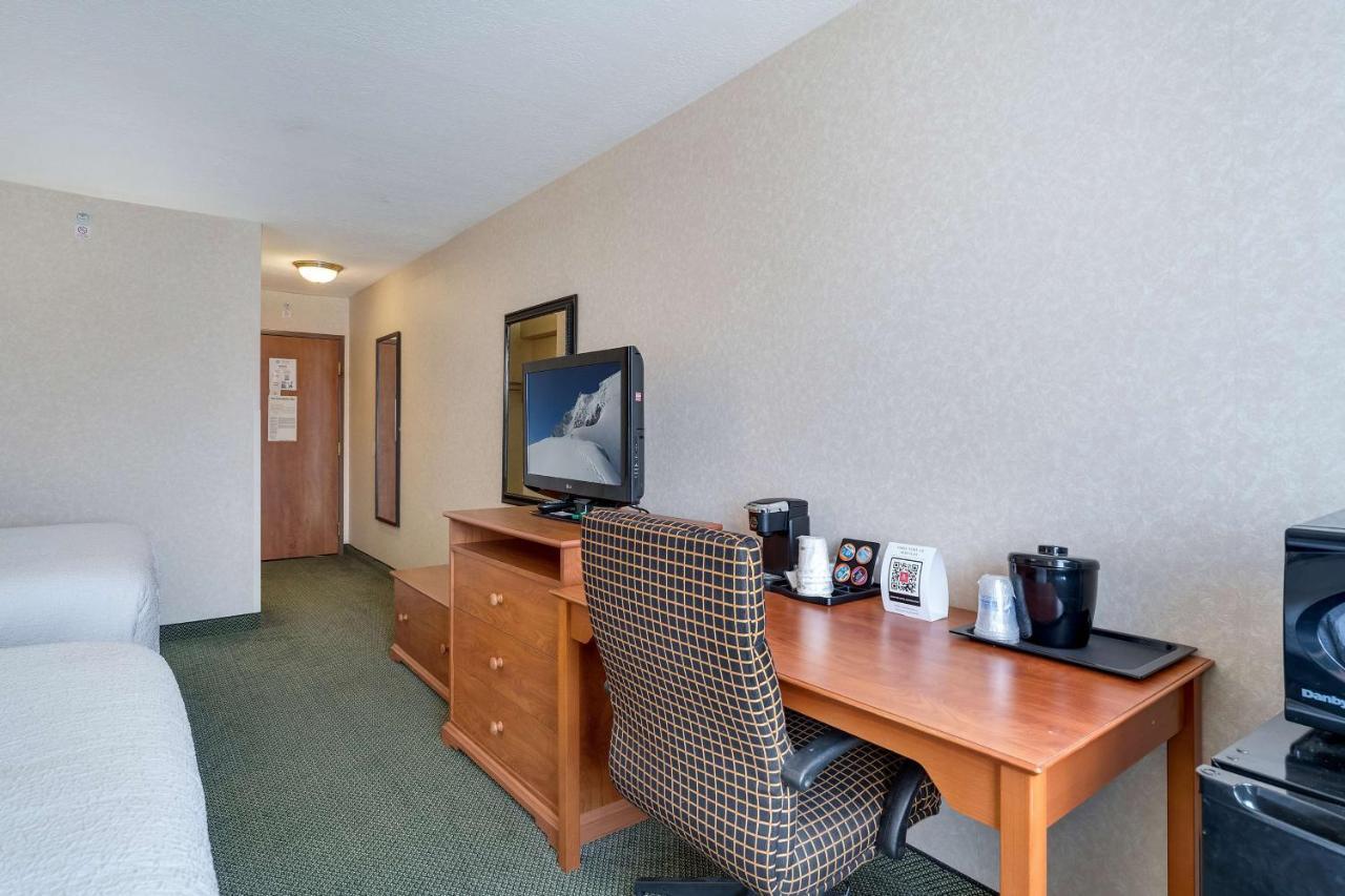 Surestay Plus Hotel By Best Western Price Dış mekan fotoğraf