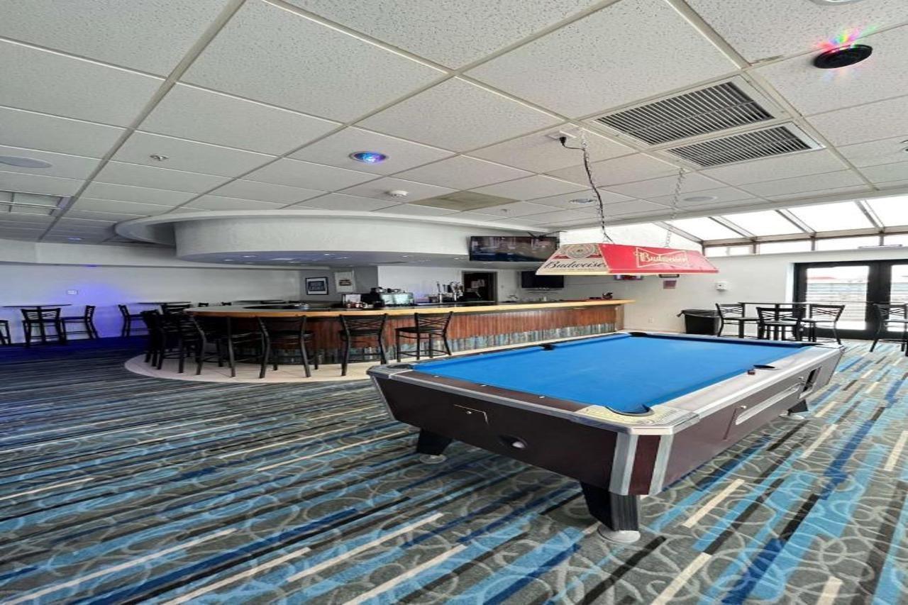 Surestay Plus Hotel By Best Western Price Dış mekan fotoğraf
