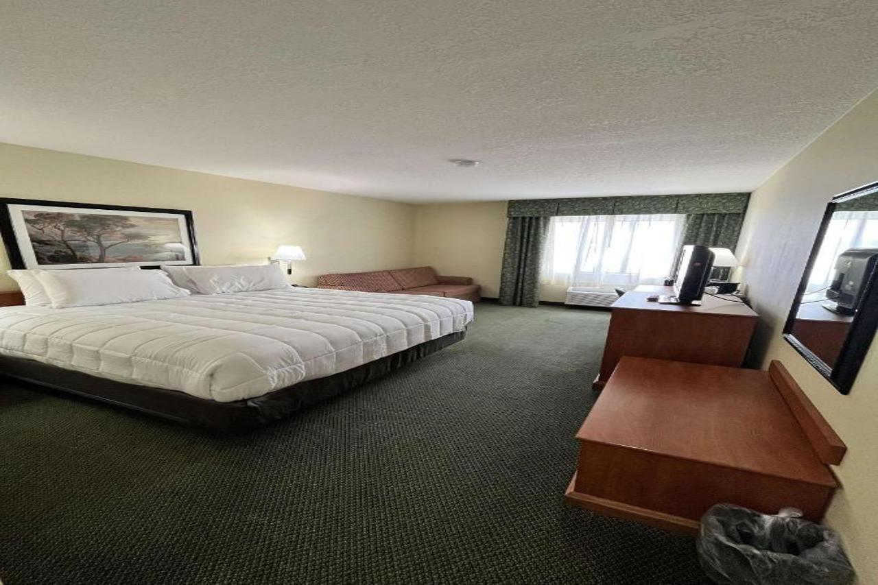 Surestay Plus Hotel By Best Western Price Dış mekan fotoğraf