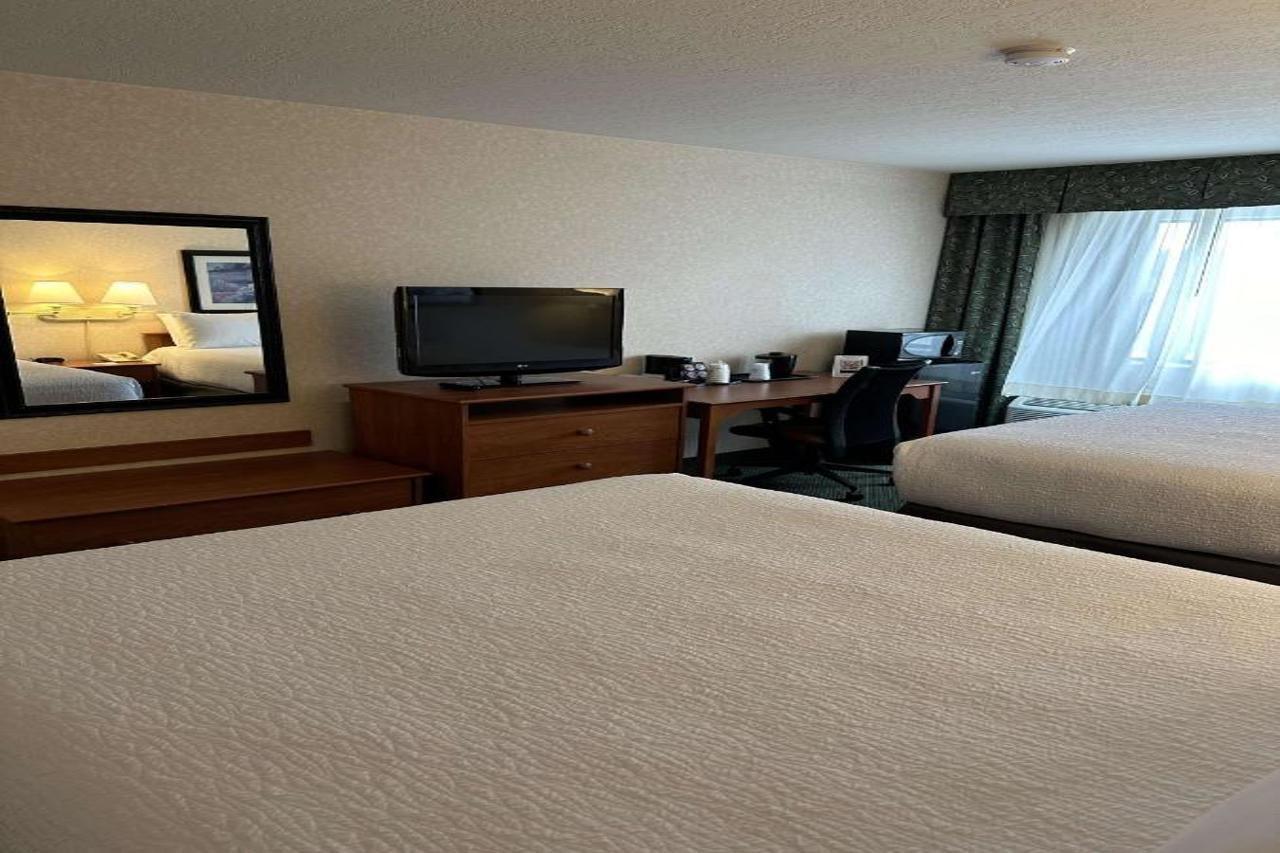 Surestay Plus Hotel By Best Western Price Dış mekan fotoğraf