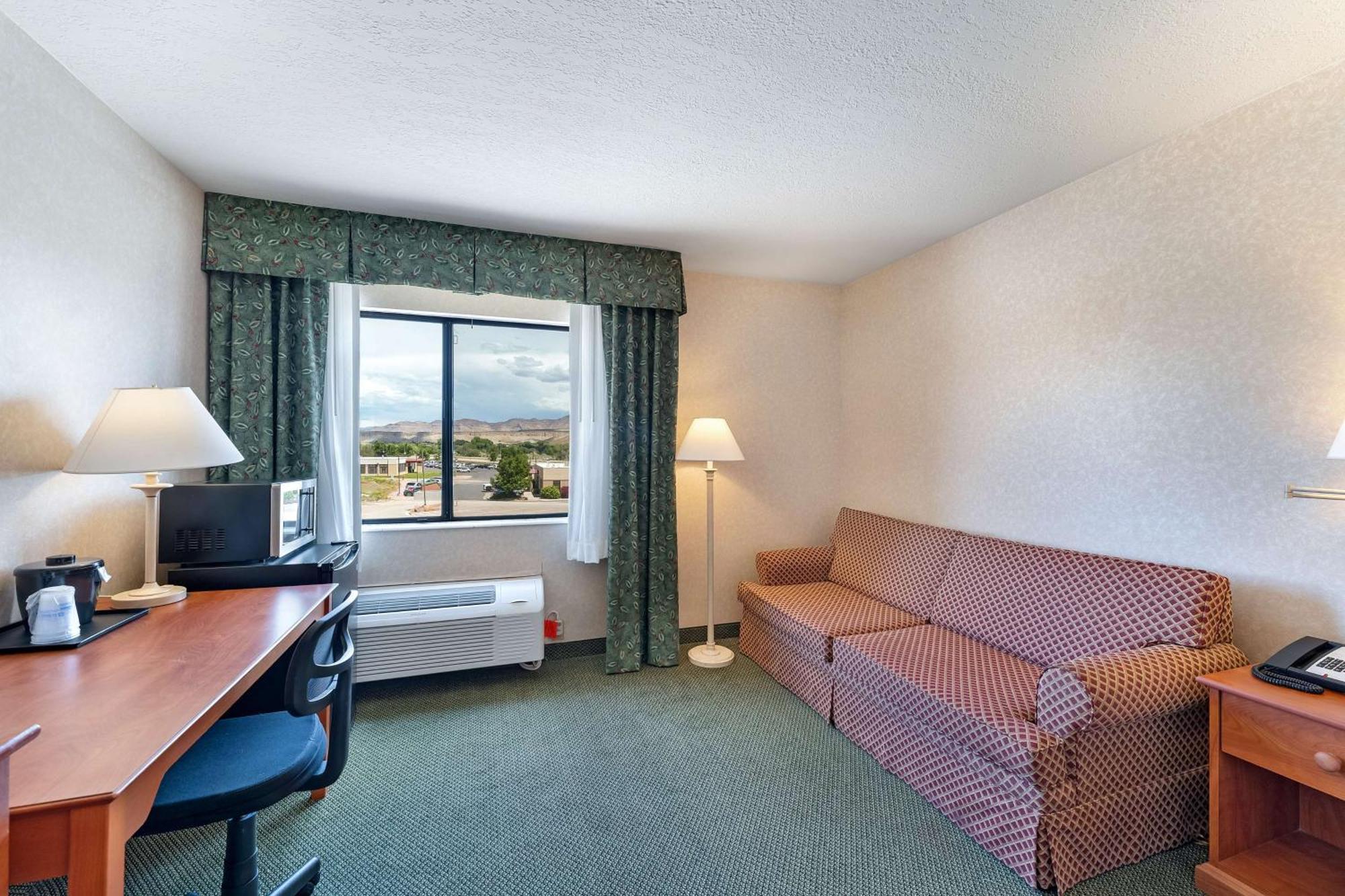 Surestay Plus Hotel By Best Western Price Dış mekan fotoğraf